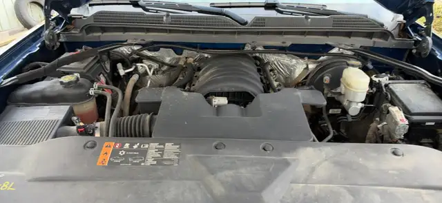 2017 Chevy Silverado extended cab596423483506053122