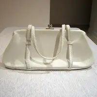 Vintage Handbag - White LETISSE