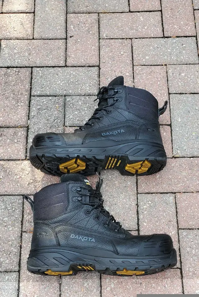 New DAKOTA Quad Comfort CSA Work Boots Mens Size 14 in Men's Shoes in Barrie - Image 5