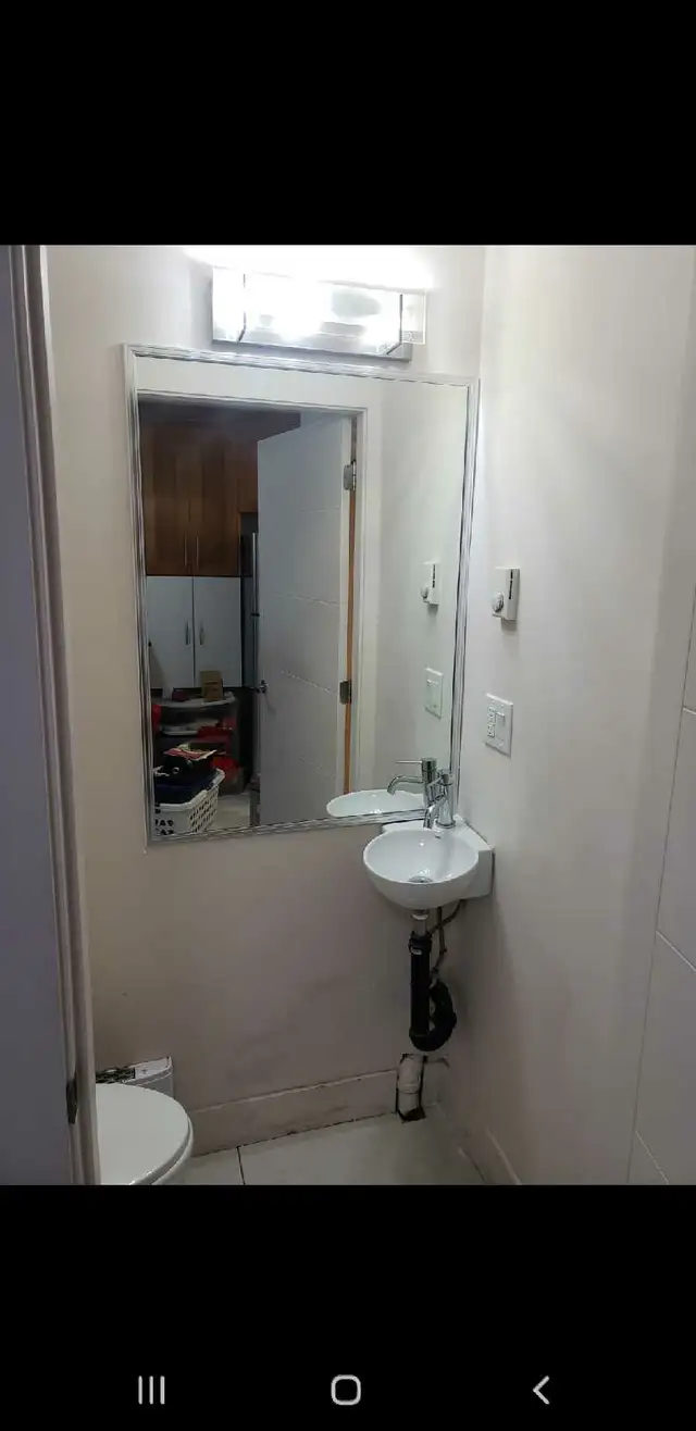 1 bed  and 1.5 bathroom  in Room Rentals & Roommates in Vancouver - Image 6