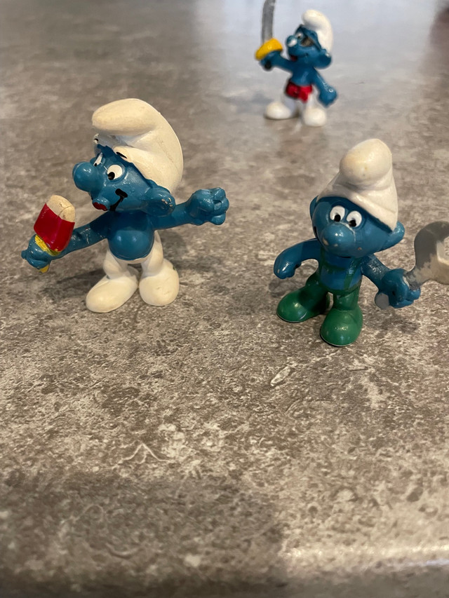 5 Smurf 1970's  pvc peyo west Germany lot in Toys & Games in North Bay - Image 3
