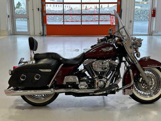 2003 Harley Road King in Touring in Bedford - Image 4