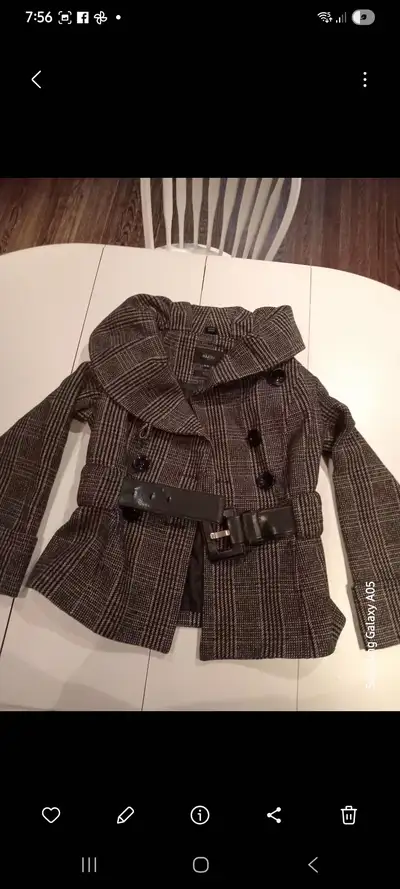 Women's medium coat, View more