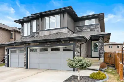 $2,600/month – 3 Bed | 2.5 Bath | Dbl Garage | AC – Rapperswill
