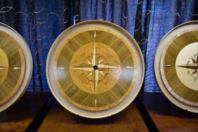 Hand made Inlay Crokinole Board in Toys & Games in Kitchener / Waterloo - Image 2