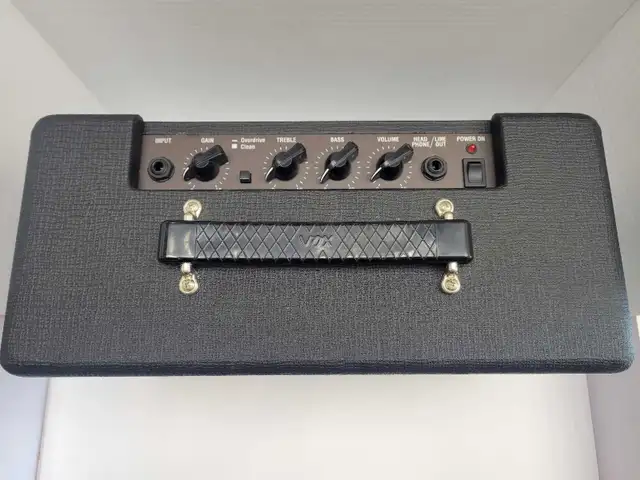 Vox Pathfinder 10 Guitar Amp  in Amps & Pedals in City of Toronto - Image 3