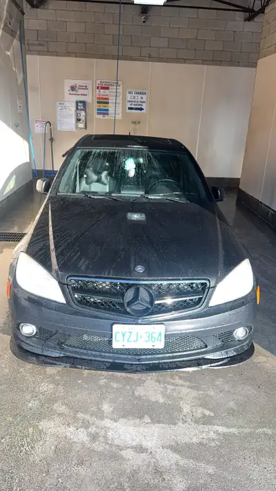 Engine runs perfectly some cosmetic damage as I I just was in a light accident, car drives and runs...