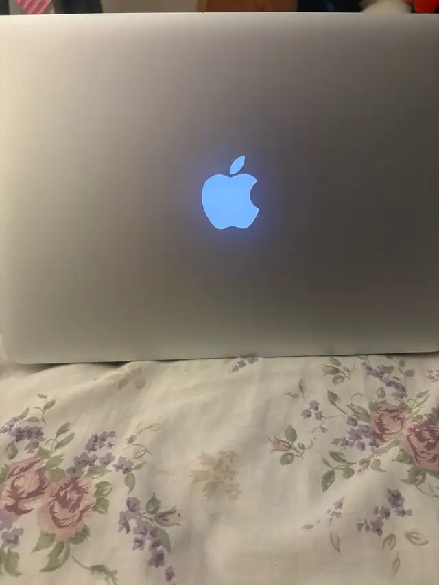 Apple MacBook Air