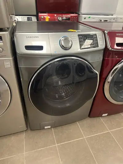 This is a used Samsung WF45M5500AP/A5 washing machine that's ready to tackle your laundry needs with...