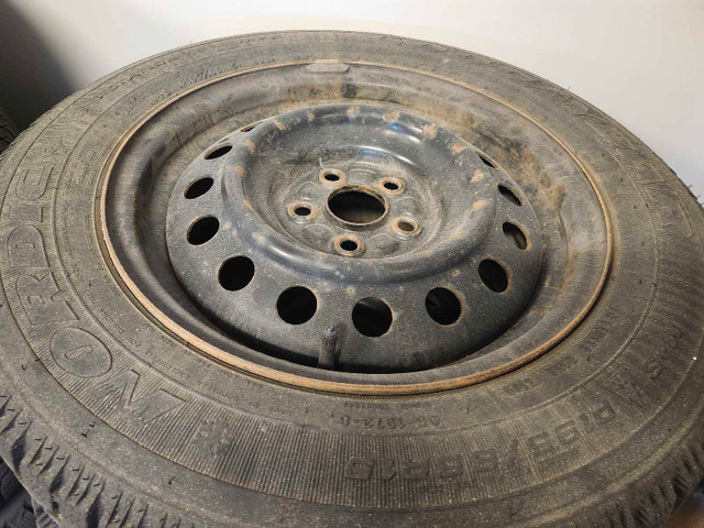 15" Corolla factory rims with Goodyear winter tire in Tires & Rims in Markham / York Region