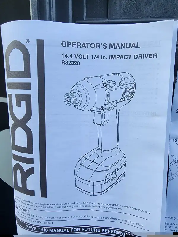 Ridgid R82320 Bit Driver Kit W 2 Batteries Charges & Hard Case in Power Tools in Windsor Region - Image 10