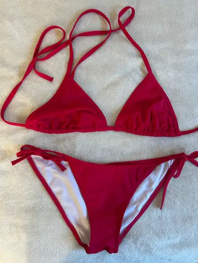 Maillot de bain, View more