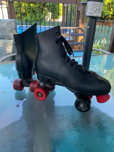 Patins a roulette vintage, View more