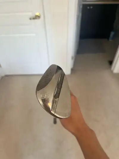 Titleist Vokey SM8 wedge 56 degree, View more
