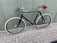 Pashley Guv’nor handmade British vintage racer style bicycle 