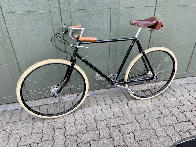Pashley Guv’nor handmade British vintage racer style bicycle  in Other in St. Albert