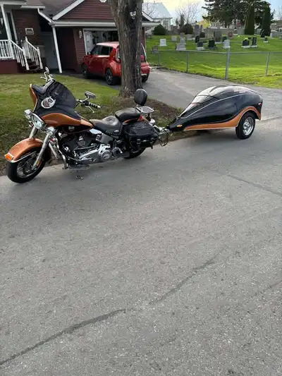 2008 Harley Davidson Heritage Softail 105th Anniversary SPECIAL EDITION. Very clean...62,423 km........