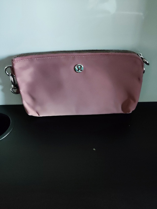 Lululemon Now and Always Pink Pouch in Women's - Bags & Wallets in Red Deer - Image 2