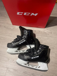 CCM RW300 Men's Recreational Skates
