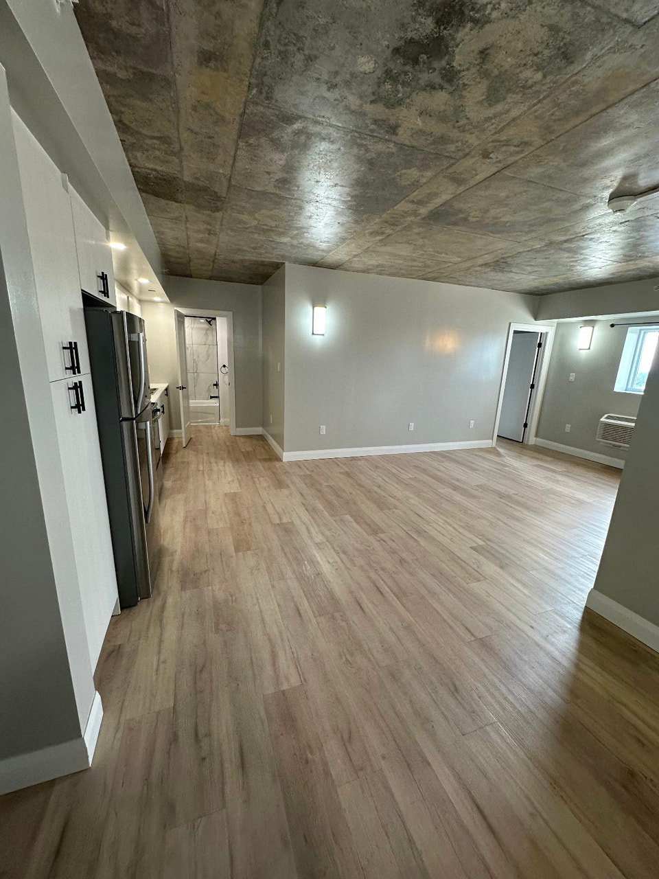 Brand New 2 bedroom 2 Bathroom Available Now & November 2