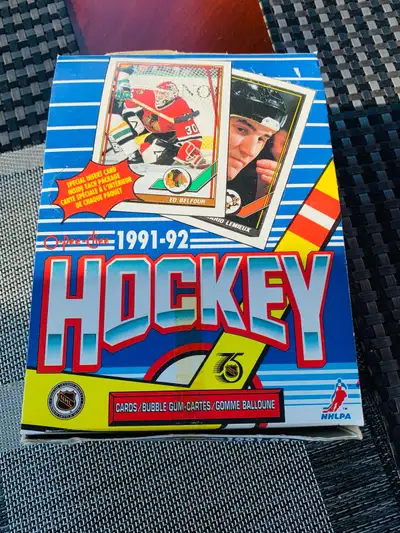 Over 320 Hockey Trading Cards 1991-92 O-Pee-Chee, View more