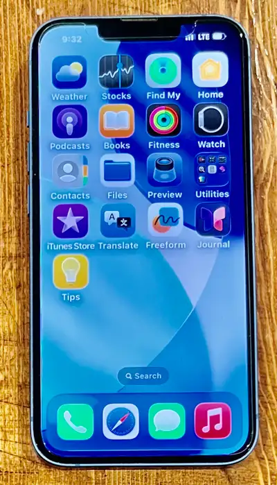 Unlocked IPhone 13 w/86% Bat Health _128GB_ 5G 10/10 Not a mark!, View more