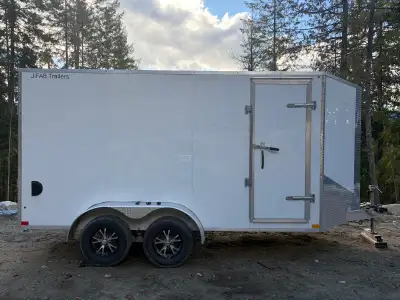 Bought brand new to move from Manitoba to Nakusp. Tows well, has anchor points on the floor. Ramp do...
