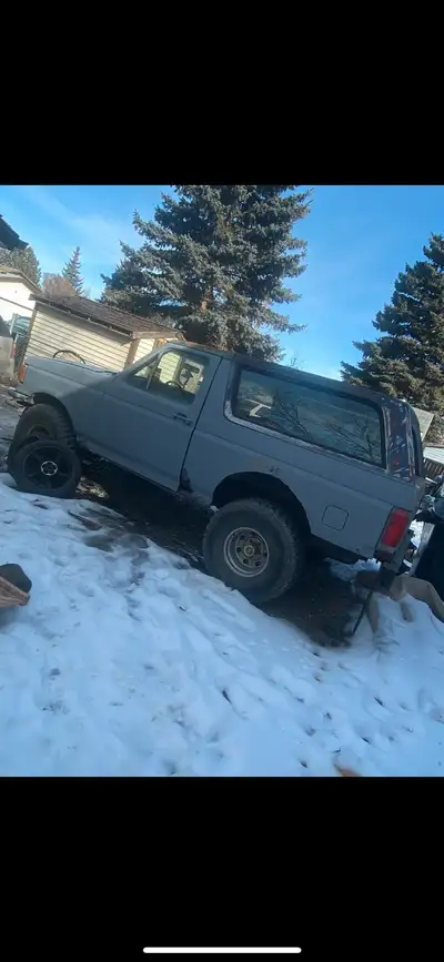 Tailgate,hood and passenger door are sold, Selling a 302 engine , on a bronco chassis this is for qu...