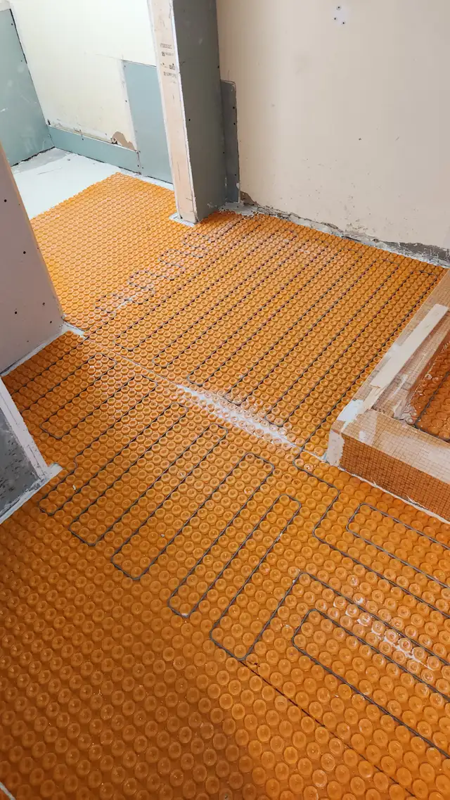 KITCHEN-BATHROOMS-BASEMENTS501761126926264326