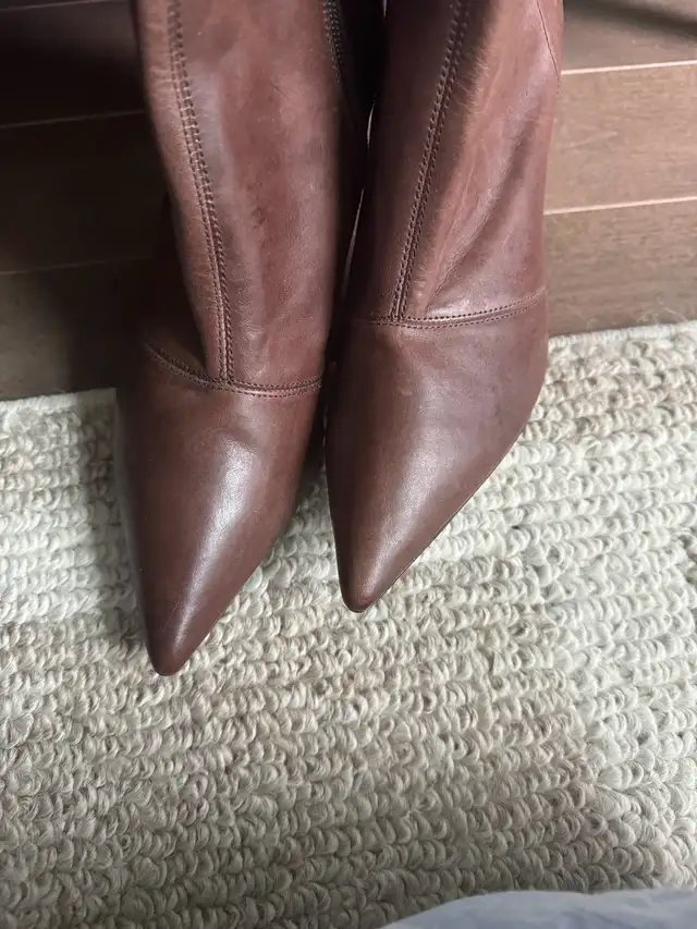 YEEZY Season 7 Ankle Boots in Women's - Shoes in Mississauga / Peel Region - Image 5