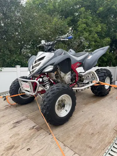 Selling my 2007 raptor 700R Been a really good bike to me and I will still be riding it until I sell...