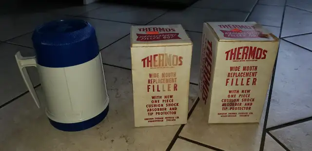 Thermos and 2 replacement fillers482653735350456320