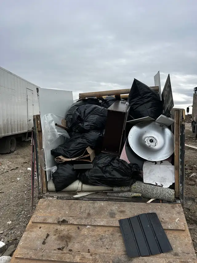 $15 BEST PRICED JUNK REMOVAL 403-903-964763838167355139123