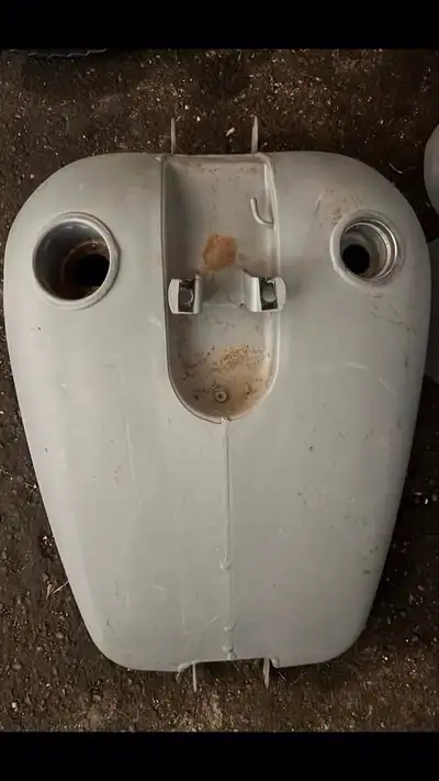 2000-2005 Harley-Davidson TC88 Dyna Low Rider FXDL Tank $185CAD One dent on badge area. Text or leav...
