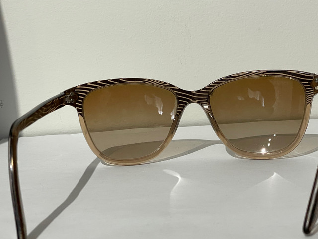 Versace sunglasses/ lunettes de soleil dans Bijoux et montres  à Ouest de l’Île - Image 4