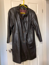 Women’s 100% leather coat size medium dark chocolate brown/black