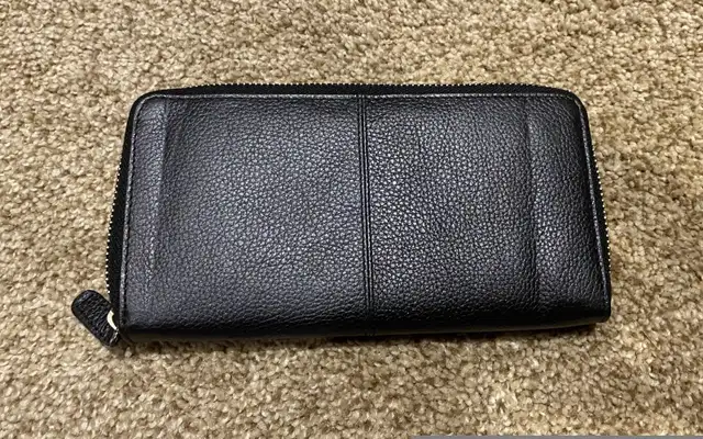 Real leather wallet black NEW - Europe in Women's - Bags & Wallets in Kitchener / Waterloo - Image 3