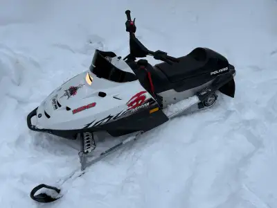 Selling kids Polaris 120cc snowmobile. Starts an runs great. Year is 2009. Located in Thompson MB. C...