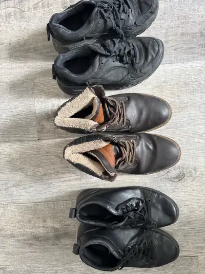 Je vends un lot de 3 paires de chaussures pour hommes en pointure 41. Ce lot comprend une paire de c...