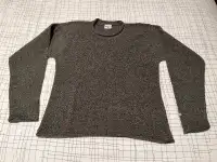 Columbia sweater