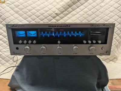Marantz 2225 Receiver (1976) Excellent !, View more