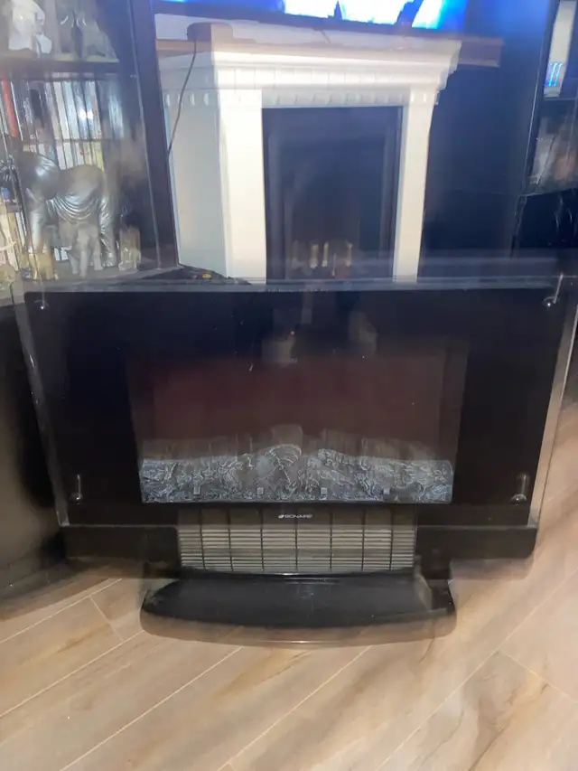 Foyer électrique in Fireplace & Firewood in Lanaudière - Image 3