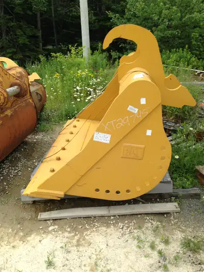 I have several ditching and dig buckets to fit 12 to 50 ton machines . Most are 100 & 90 mm pins but...
