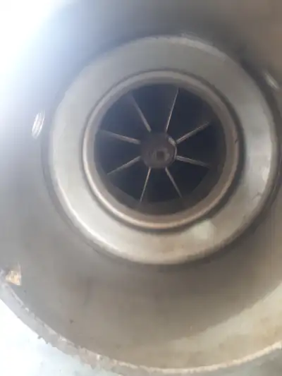 HOLSET vg turbo for cummins ISX-15 low mileage $1000 obo