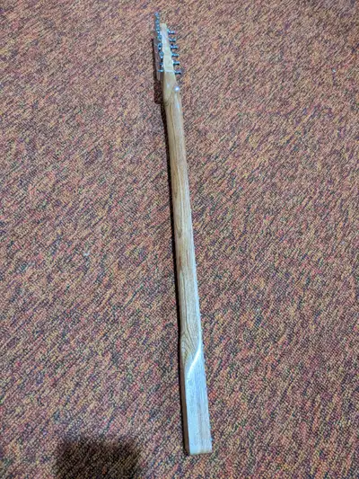 Manche de guitare custom, View more