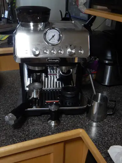 De'Longhi Espresso Machine, View more