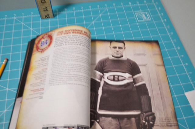 Livre Hockey cent ans 1909-2009 dans Art et objets de collection  à Victoriaville - Image 2