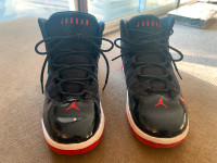 Youth Boys Air Jordan  Shoes size :  Youth 3