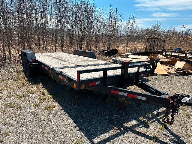 Tilt and load in Other in North Bay