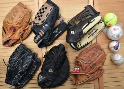 6 LEFT Baseball Softball Gloves – RAWLINGS Gold Glove, Worth, Ea, View more
